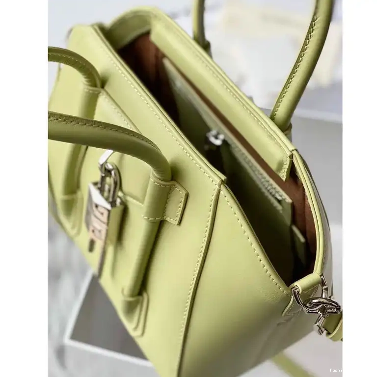 Fashionreps Givenchy 2110SW0005 Bags s 0809